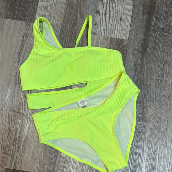 New Girls Neon Lime Asymmetrical Two-Piece Swimsuit - Picture 1 of 6